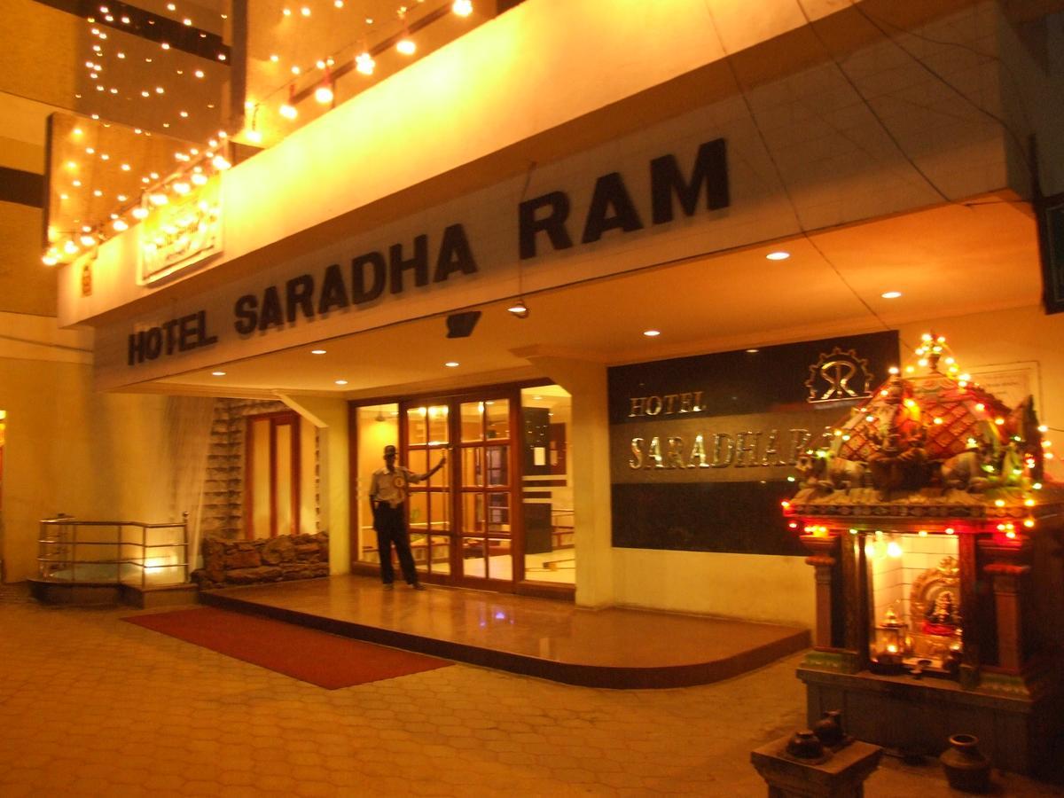Hotel Saradharam Chidambaram Buitenkant foto
