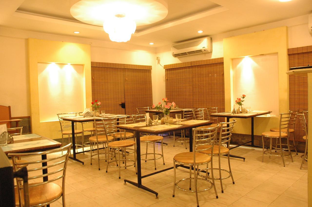 Hotel Saradharam Chidambaram Buitenkant foto